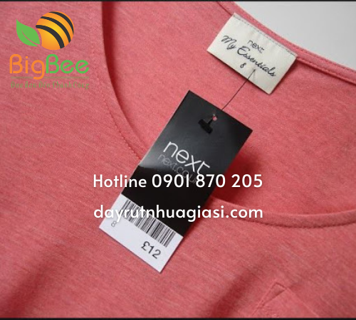 Đạn xò treo nhãn mác áo quần