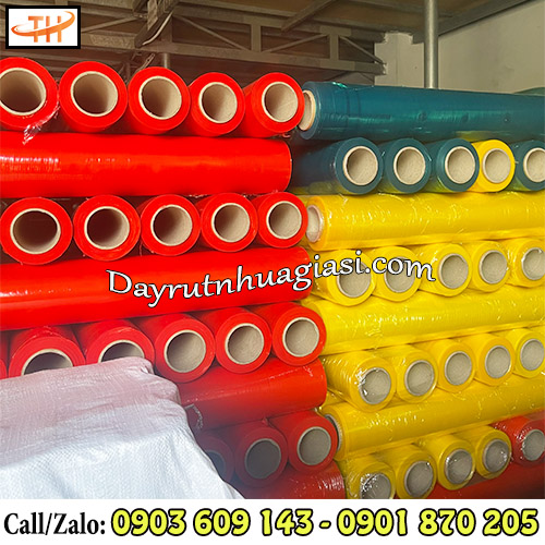 Màng pe quấn pallet đủ màu bắt mắt Màng pe quấn pallet đủ màu bắt mắt