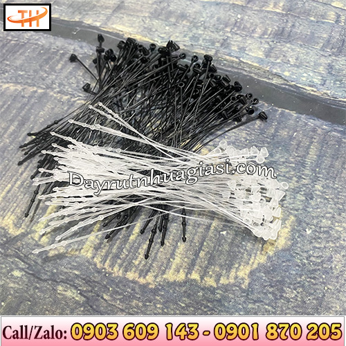 Dây nhựa gắn mác quần áo màu trắng đen Dây nhựa gắn mác quần áo màu trắng đen