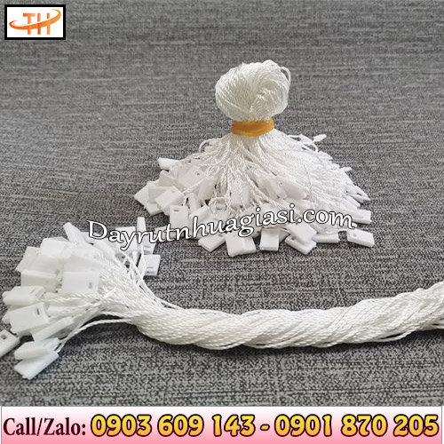 Dây dù gắn mác chất lượng giá tốt Dây dù gắn mác chất lượng giá tốt