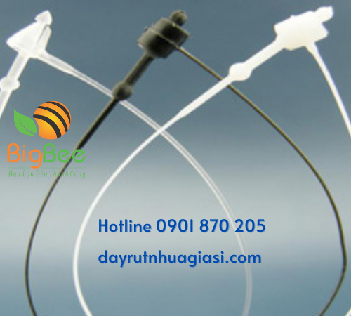 Đạn xỏ trắng - đen dây treo nhãn mác