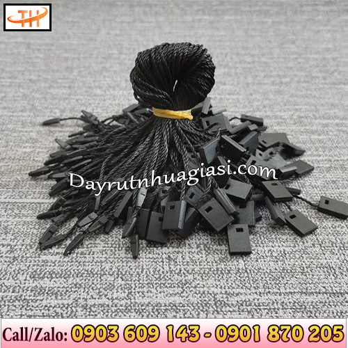 Dây dù gắn tag quần áo Dây dù gắn tag quần áo