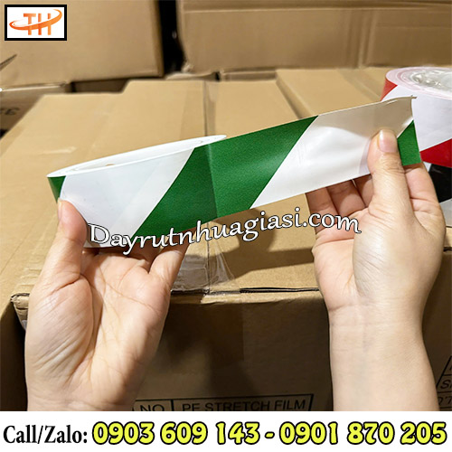 Băng keo dán nền dày dặn, dẻo dai Băng keo dán nền dày dặn, dẻo dai