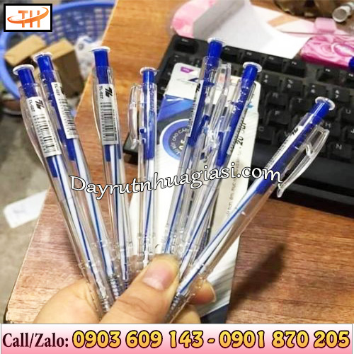 Bút bi bấm Thiên Long Bút bi bấm Thiên Long sử dụng tiện lợi