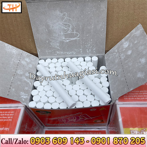Phấn viết bảng hộp 100 cây Phấn viết bảng hộp 100 cây