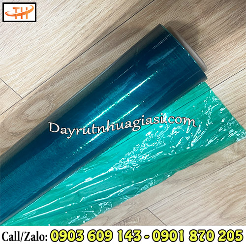 Màng PE quấn hàng bóng, mịn, trong suốt Màng PE quấn hàng bóng, mịn, trong suốt