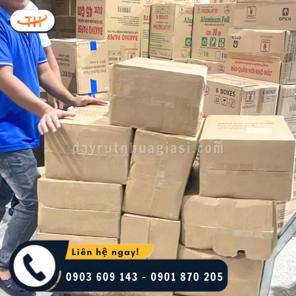 20 thùng hàng được chuẩn bị kỹ lưỡng và giao nhanh trong ngày 20 thùng hàng được chuẩn bị kỹ lưỡng và giao nhanh trong ngày