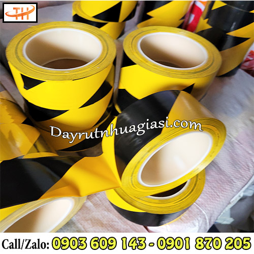 Băng keo dán nền phối sọc đen vàng Băng keo dán nền phối sọc đen vàng