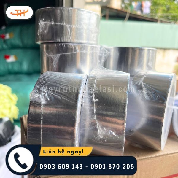 Băng keo bạc với độ bền cao và chống thấm nước Băng keo bạc với độ bền cao và chống thấm nước