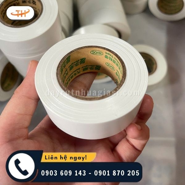 Băng keo đá banh - Băng keo chuyên dùng trong thể thao Băng keo đá banh - Băng keo chuyên dùng trong thể thao