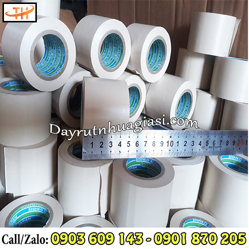 Cuộn băng keo đá bóng 5cm Cuộn băng keo đá bóng 5cm