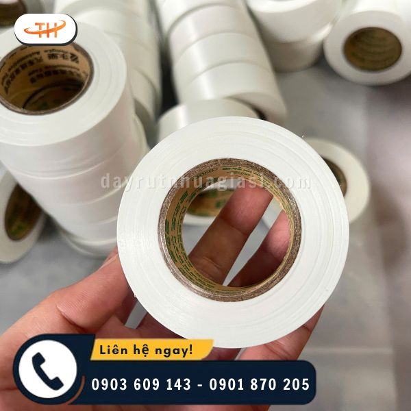 Băng keo giúp cố định khớp và hạn chế chấn thương Băng keo giúp cố định khớp và hạn chế chấn thương