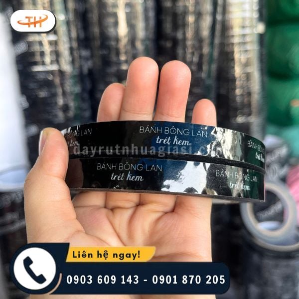 Băng keo in logo thương hiệu sắc nét Băng keo in logo thương hiệu sắc nét