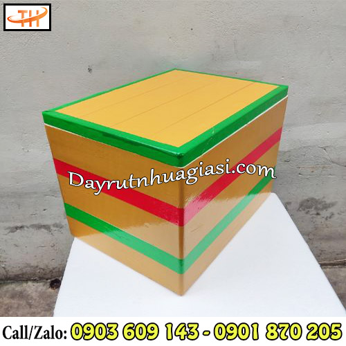 Băng keo màu dán thùng xốp tiện lợi Băng keo màu dán thùng xốp tiện lợi