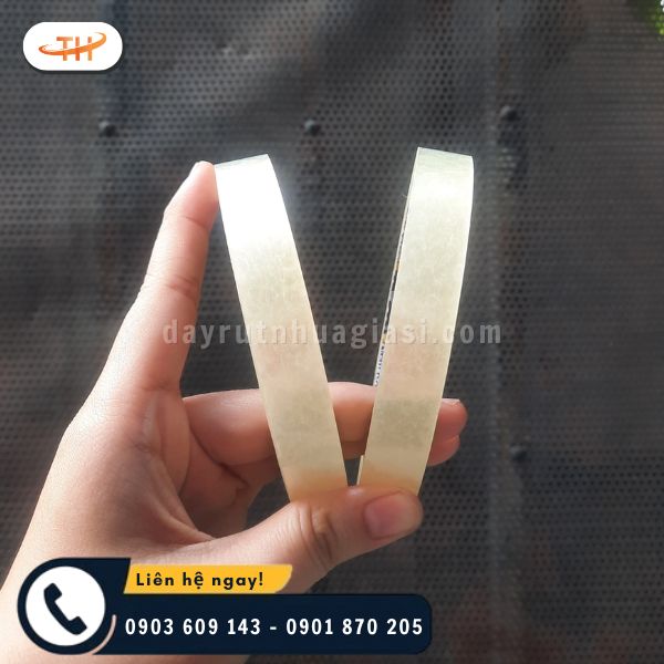 Băng keo trong 1F5 với độ dính cao Băng keo trong 1F5 với độ dính cao