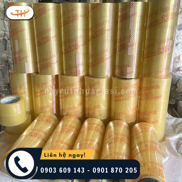 Băng keo trong giúp quan sát được bề mặt cần dán Băng keo trong giúp quan sát được bề mặt cần dán