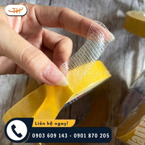 Cấu tạo đặc biệt từ các sợi thủy tinh siêu mảnh đan xen Cấu tạo đặc biệt từ các sợi thủy tinh siêu mảnh đan xen