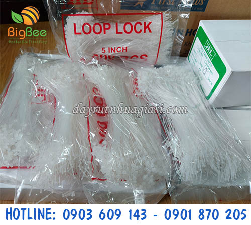 Đạn xỏ nhựa 5 inch gắn mác quần áo giá rẻ tại TP.HCM