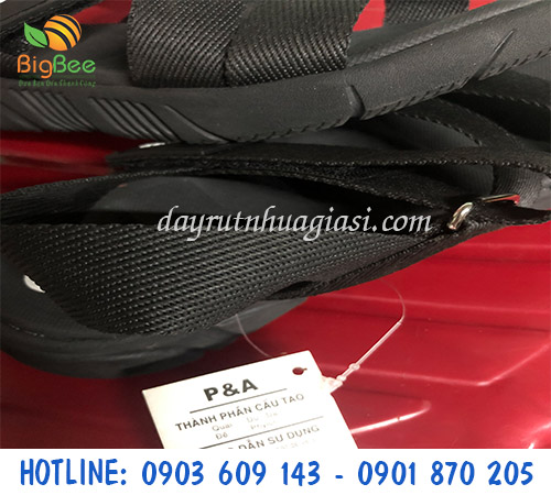 Cung cấp đạn xỏ nhựa treo nhãn mác giá thành rẻ