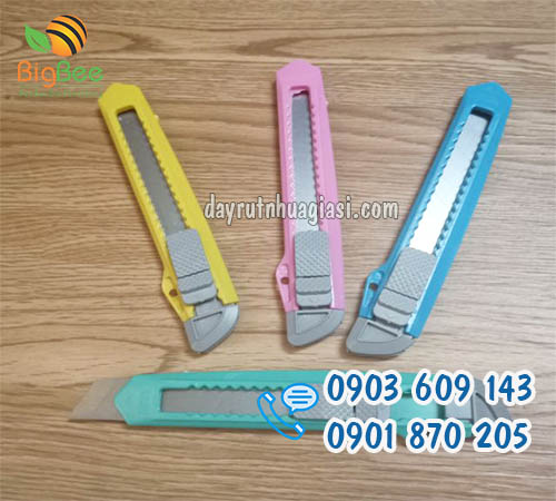 Dao rọc giấy tiện dụng giá siêu rẻ tại công ty Thu Hồng