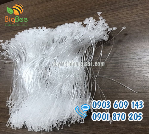 Dây treo mác nhựa sỉ rẻ giá ưu đãi