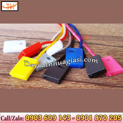 Dây dù treo tag đủ màu Dây dù treo tag đủ màu
