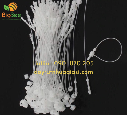 Dây treo nhãn mác bằng nhựa giá rẻ
