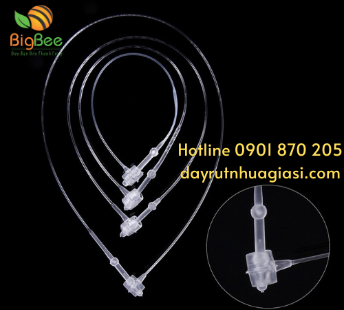 Dây treo nhãn mác ứng dụng trong ngành thời trang may mặc