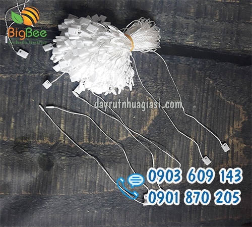 Dây xỏ bằng vải màu trắng treo thẻ bài uy tín, chất lượng