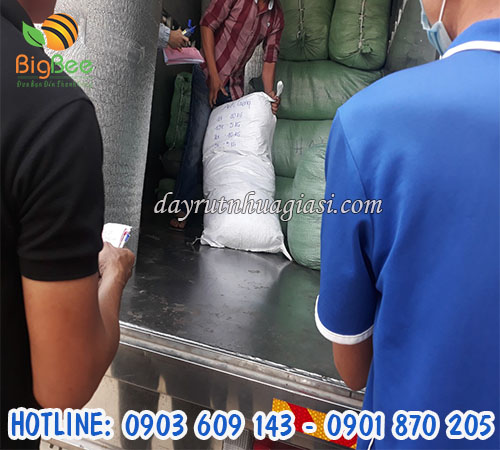 Giao dây rút nhựa cho khách sỉ