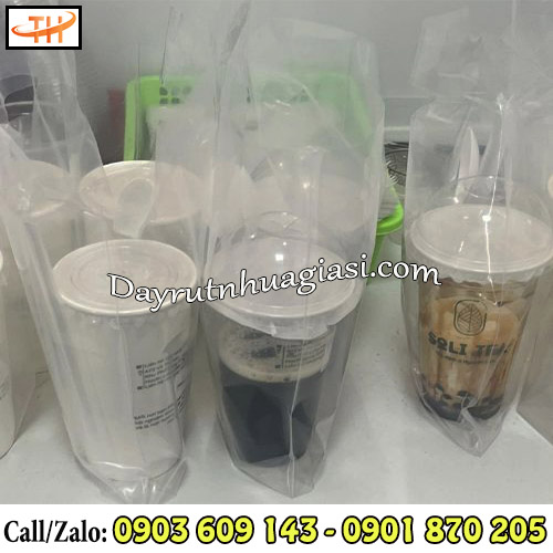 Giấy nến lót miệng ly chống tràn được dùng phổ biến trong kinh doanh thức uống Giấy nến lót miệng ly chống tràn được dùng phổ biến trong kinh doanh thức uống