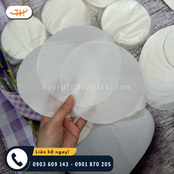 Giấy nến tròn giúp việc vận chuyển ly nước dễ dàng