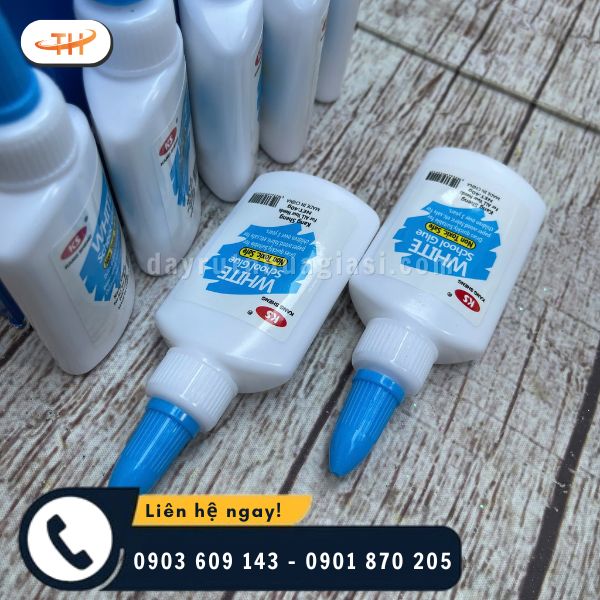 Keo sữa có tính an toàn và giá thành rẻ phù hợp với học sinh Keo sữa có tính an toàn và giá thành rẻ phù hợp với học sinh