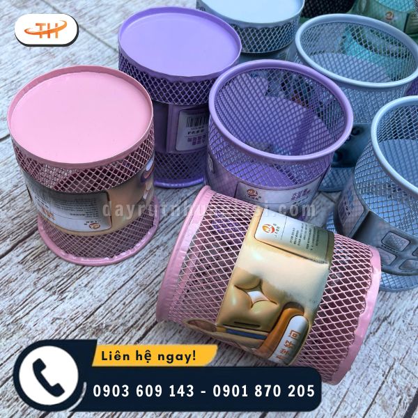 Lớp sơn bên ngoài giúp tránh tình trạng gỉ sét và dễ lau chùi Lớp sơn bên ngoài giúp tránh tình trạng gỉ sét và dễ lau chùi