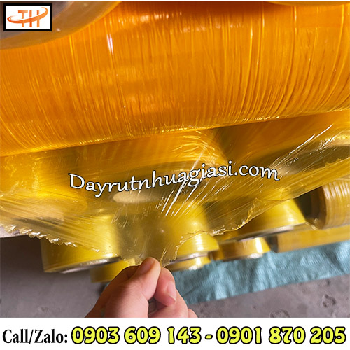 Cuộn màng pe công nghiệp siêu mỏng, siêu dai Cuộn màng pe công nghiệp siêu mỏng, siêu dai