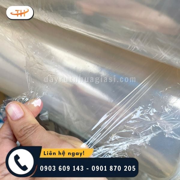 Màng PE công nghiệp với độ co giãn cao, bám dính tốt Màng PE công nghiệp với độ co giãn cao, bám dính tốt