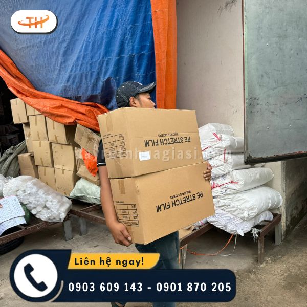 Màng PE được đóng thùng chắc chắn Màng PE được đóng thùng chắc chắn