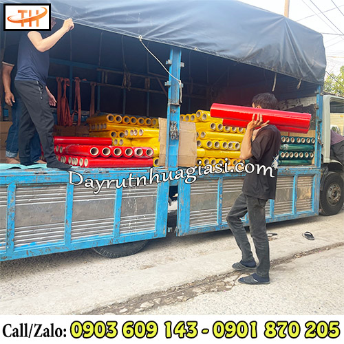 Đi đơn sỉ lớn cuộn màng PE tại Thu Hồng Đi đơn sỉ lớn cuộn màng PE tại Thu Hồng