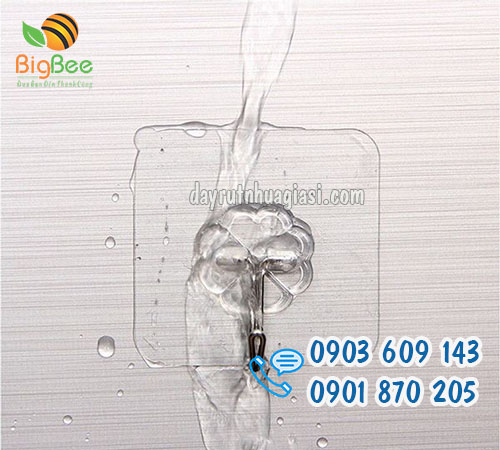 Móc dán tường trong suốt chấm thấm nước tốt giá sì rẻ