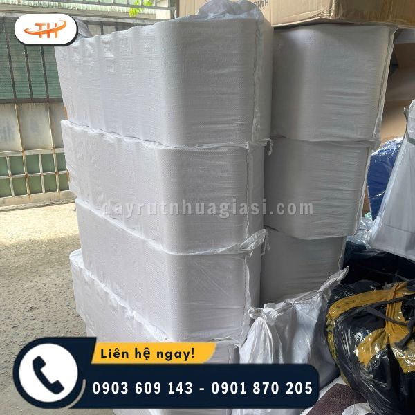 Nơi cung cấp băng keo trong và đục chất lượng, giá tốt Nơi cung cấp băng keo trong và đục chất lượng, giá tốt