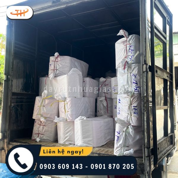 Quy cách đóng gói kỹ lưỡng tránh bụi bẩn, trầy xước Quy cách đóng gói kỹ lưỡng tránh bụi bẩn, trầy xước