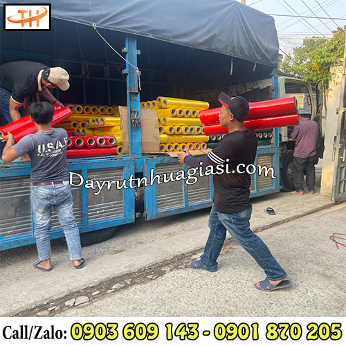 Cuộn màng pe công nghiệp đi số lượng sỉ Cuộn màng pe công nghiệp đi số lượng sỉ