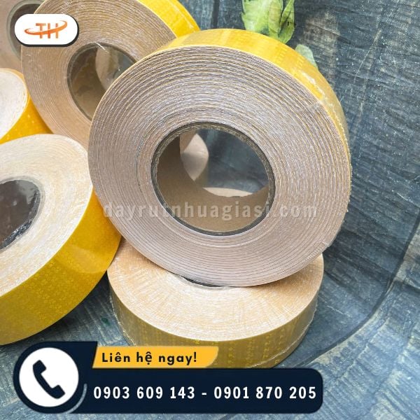 Thu Hồng chuyên sỉ các dòng băng keo phản quang đạt tiêu chuẩn Thu Hồng chuyên sỉ các dòng băng keo phản quang đạt tiêu chuẩn