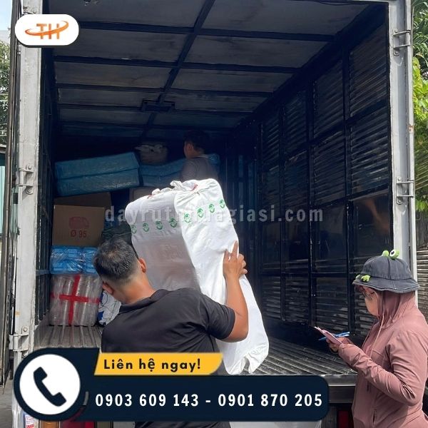 Thu Hồng giao đơn sỉ băng keo in logo chất lượng Thu Hồng giao đơn sỉ băng keo in logo chất lượng