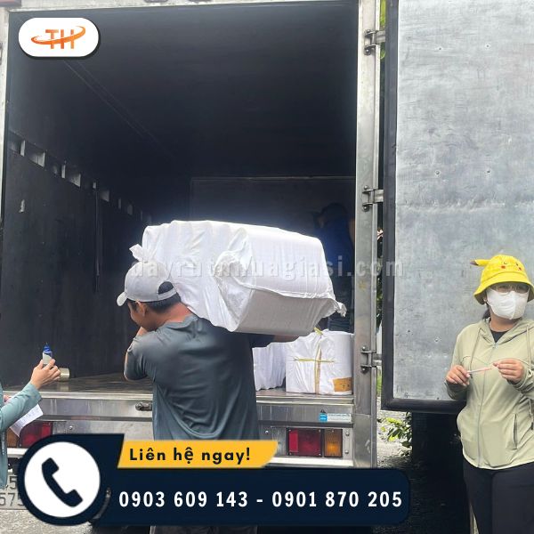 Thu Hồng luôn ưu tiên tốc độ giao hàng và thái độ phục vụ chuyên nghiệp Thu Hồng luôn ưu tiên tốc độ giao hàng và thái độ phục vụ chuyên nghiệp