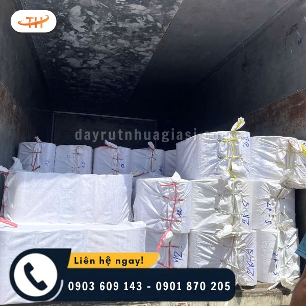 Thu Hồng - Nơi cung cấp băng keo sợi thủy tinh số lượng lớn, giá tốt Thu Hồng - Nơi cung cấp băng keo sợi thủy tinh số lượng lớn, giá tốt