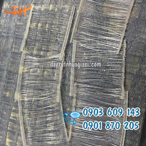 Ti nhựa bắn tag quần áo, giày dép, balo, túi xách sỉ rẻ