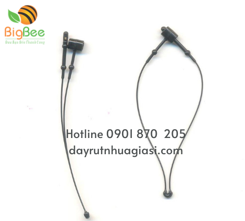 Ti xỏ sử dụng tiện dụng để treo nhãn mác