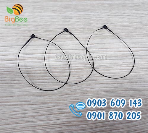 Ti xỏ nhựa màu đen giá tốt