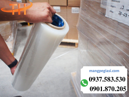 Màng pe quấn hàng